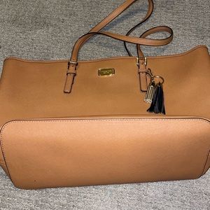 TAN LEATHER MICHAEL KORS TOTE BAG